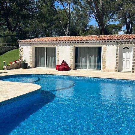 Jolie Maison Avec Vue Sur Piscine Bouc-Bel-Air Exterior foto